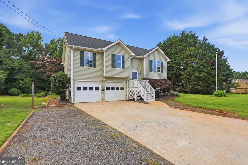 Photo of 128 Ravenwood Lane, Rockmart, GA 30153 (MLS # 10789929)