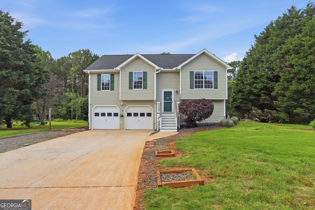 Photo of 128 Ravenwood Lane, Rockmart, GA 30153 (MLS # 10789929)