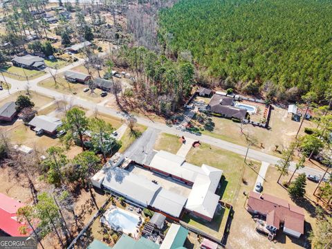 A home in Swainsboro