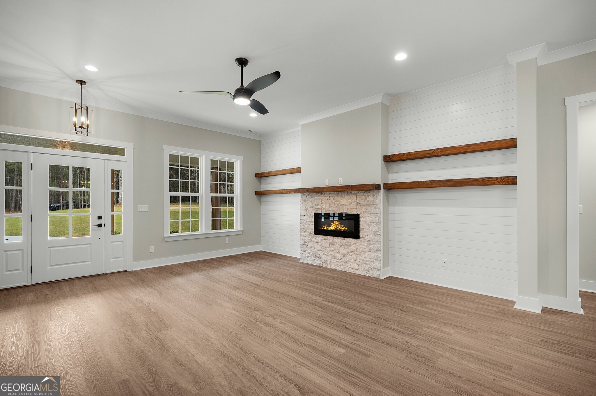 764 Everett Springs RD NE