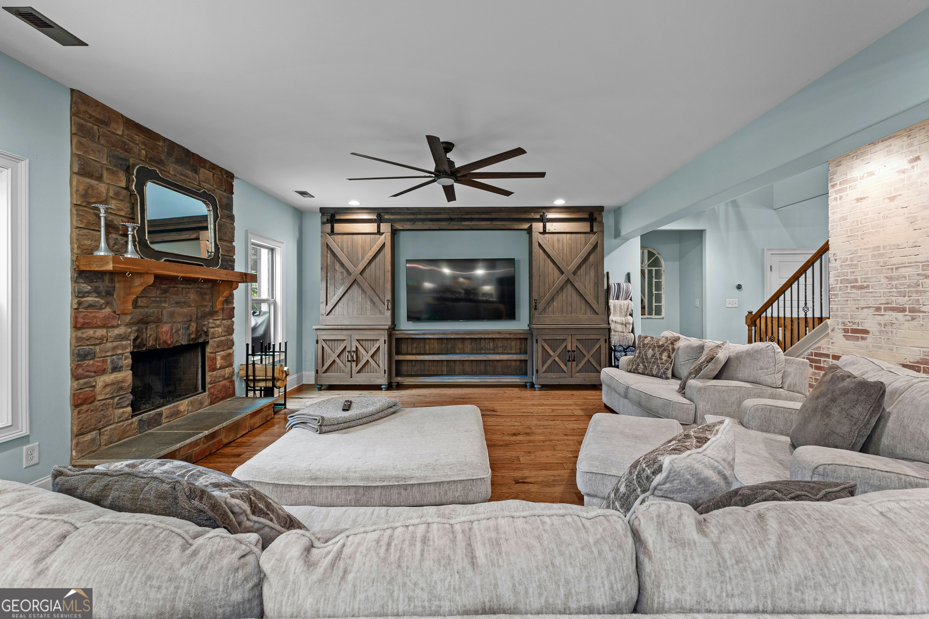 147 Newberry Estates XING