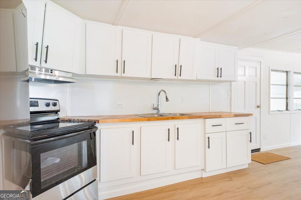 Photo of 24 Sangster Road, Jesup, GA 31545 (MLS # 10682416)