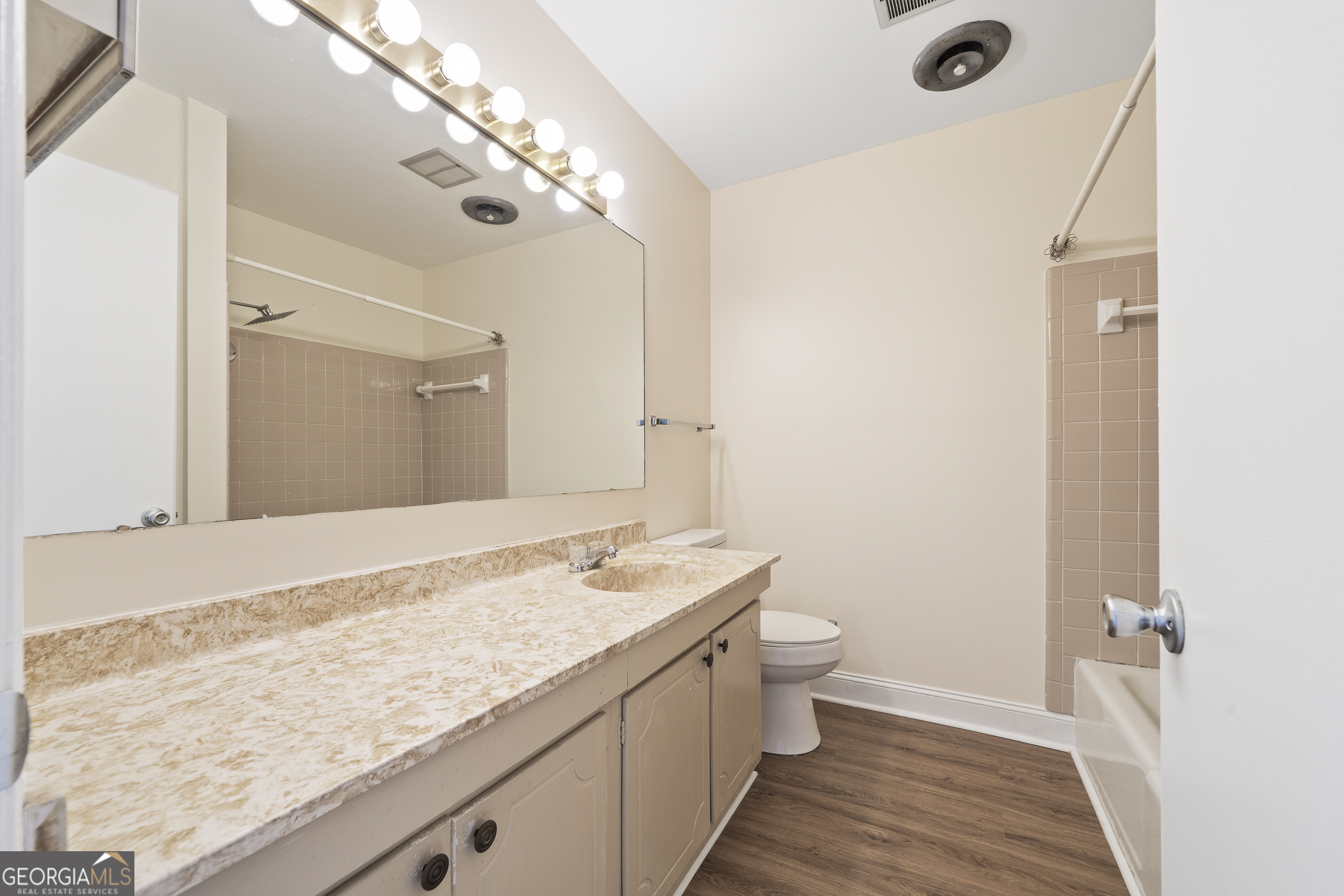 Willow Creek - Residential