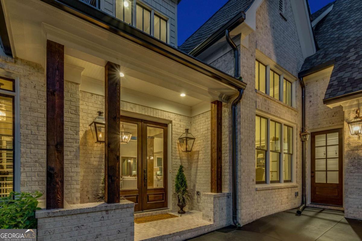 10 Peninsula WAY