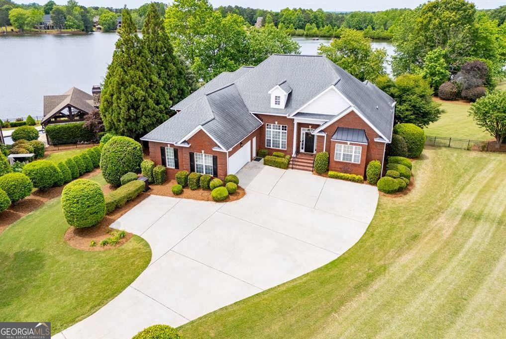 210 Turnberry CIR
