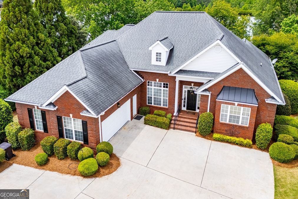 210 Turnberry CIR