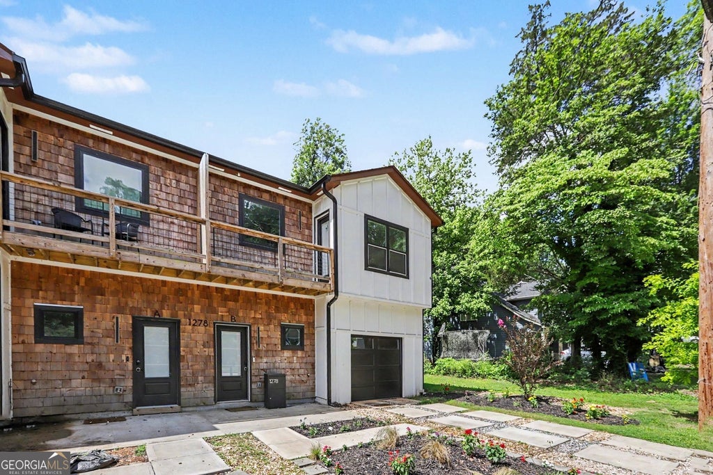 Photo of 1278 Plaza Avenue SW # B, Atlanta, GA 30310 (MLS # 10794391)
