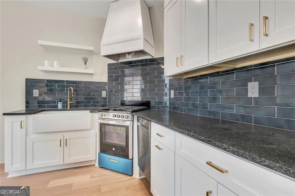 Photo of 124 Morgan Street, Senoia, GA 30276 (MLS # 10712085)