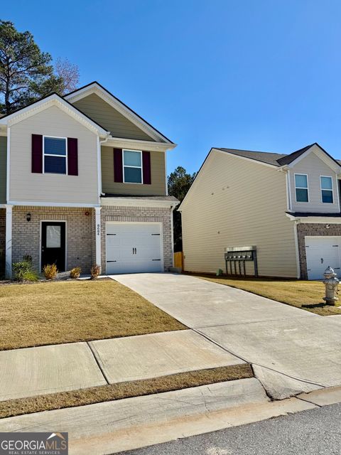 Photo of 8684 Lakeview Commons, Jonesboro, GA 30238 (MLS # 10647231)