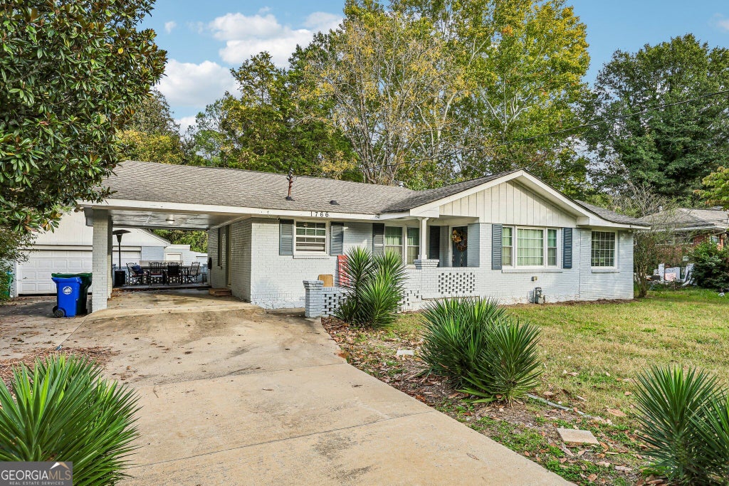 Photo of 1766 Derrill Drive, Decatur, GA 30032 (MLS # 10854554)