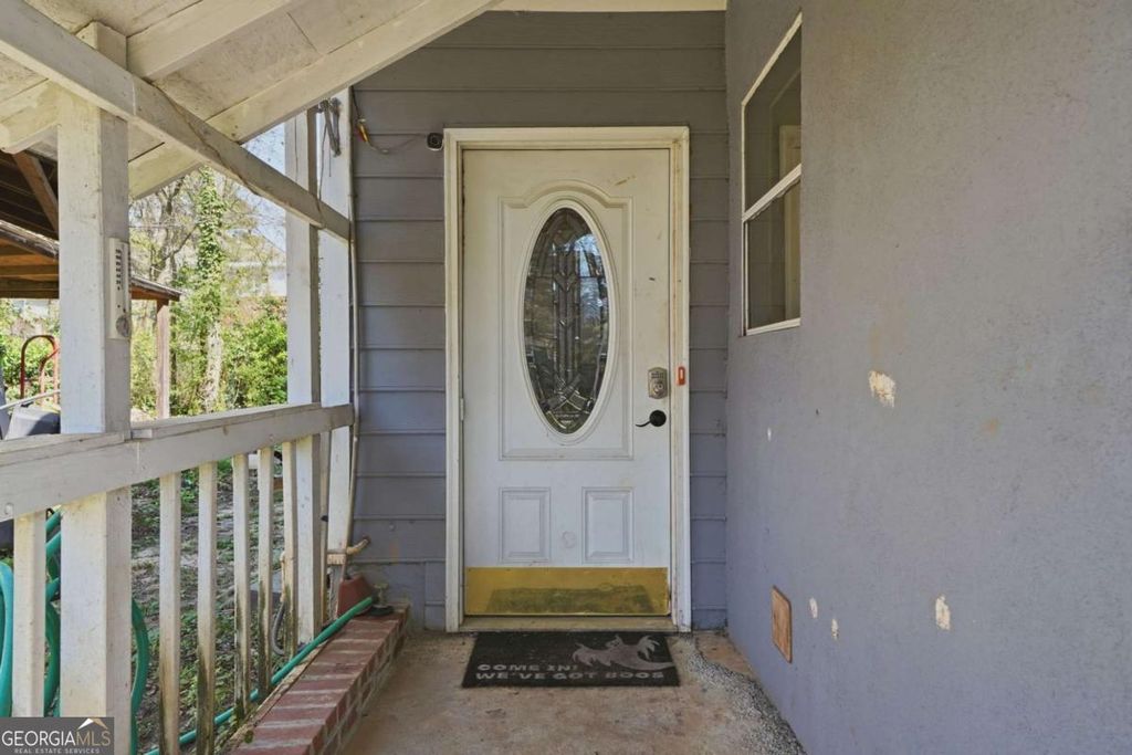 Photo of 1059 Merritt Road, Marietta, GA 30062 (MLS # 10720000)