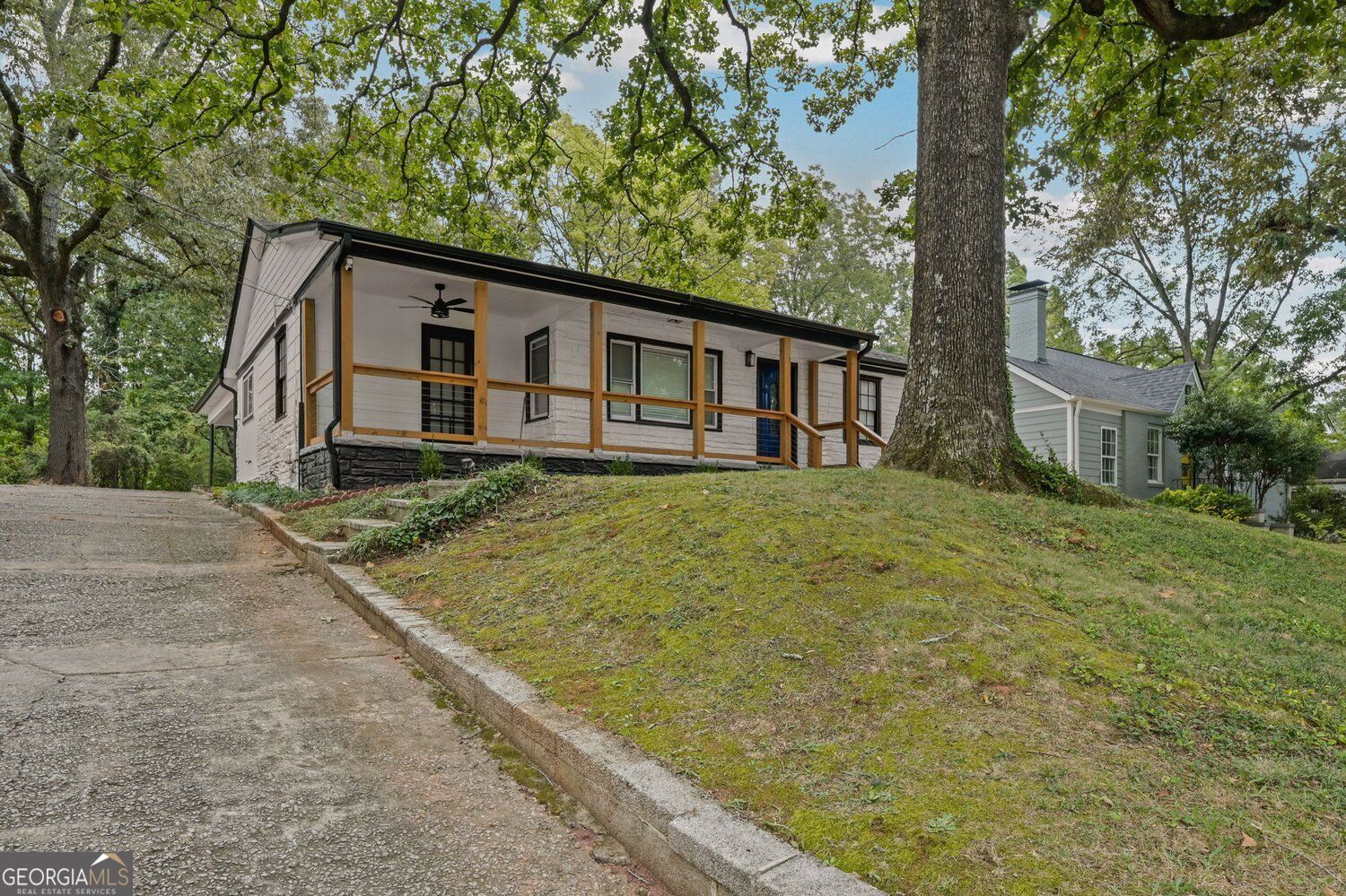 1810 Sylvan RD SW
