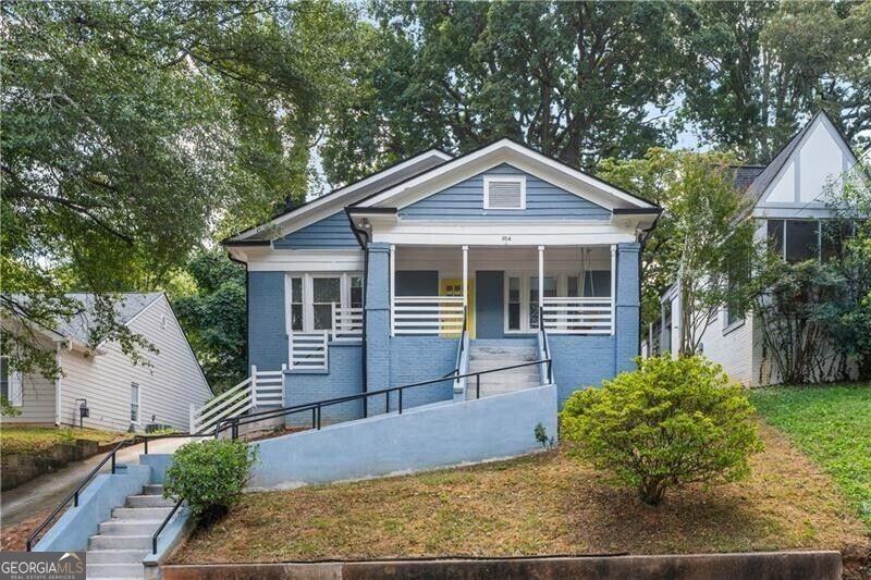 Photo of 954 Byron Drive SW, Atlanta, GA 30310 (MLS # 10833546)