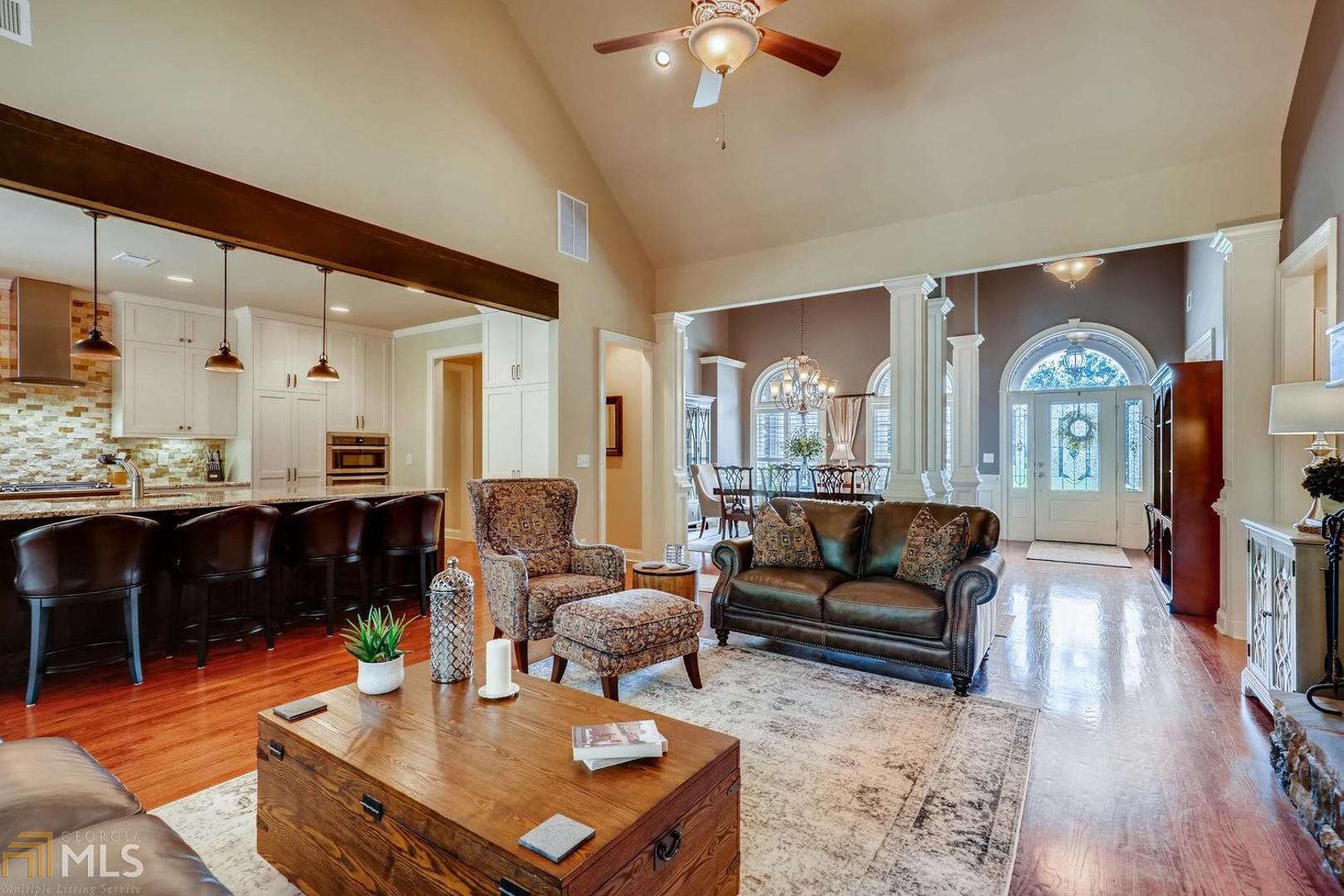 Stone Ridge Manor - Residential