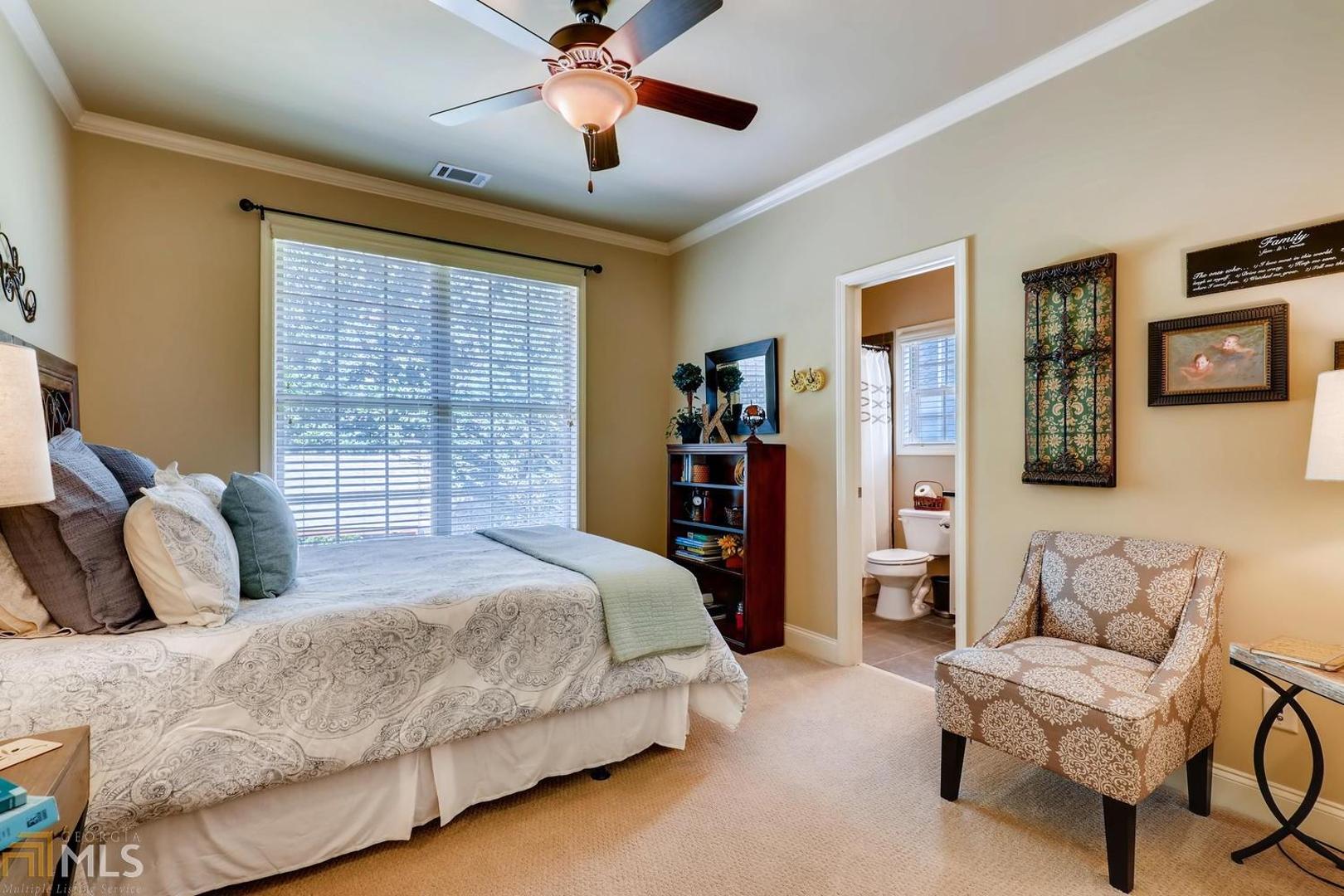 Stone Ridge Manor - Residential