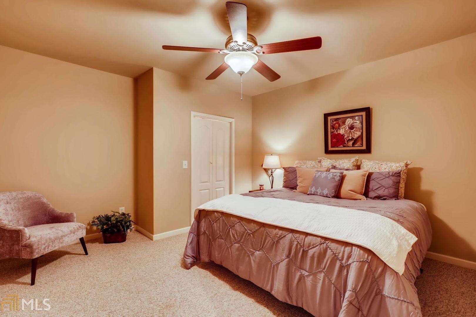Stone Ridge Manor - Residential