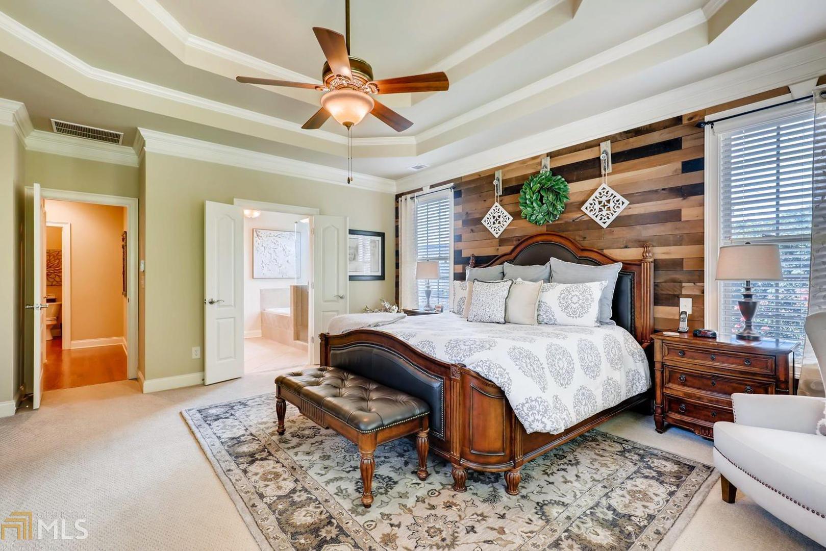 Stone Ridge Manor - Residential