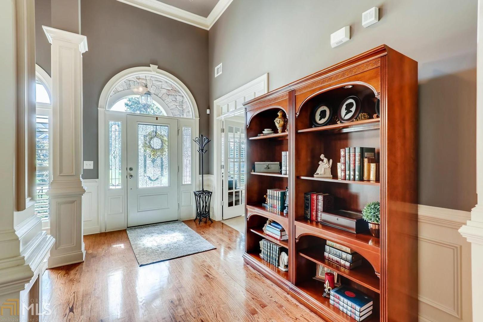 Stone Ridge Manor - Residential