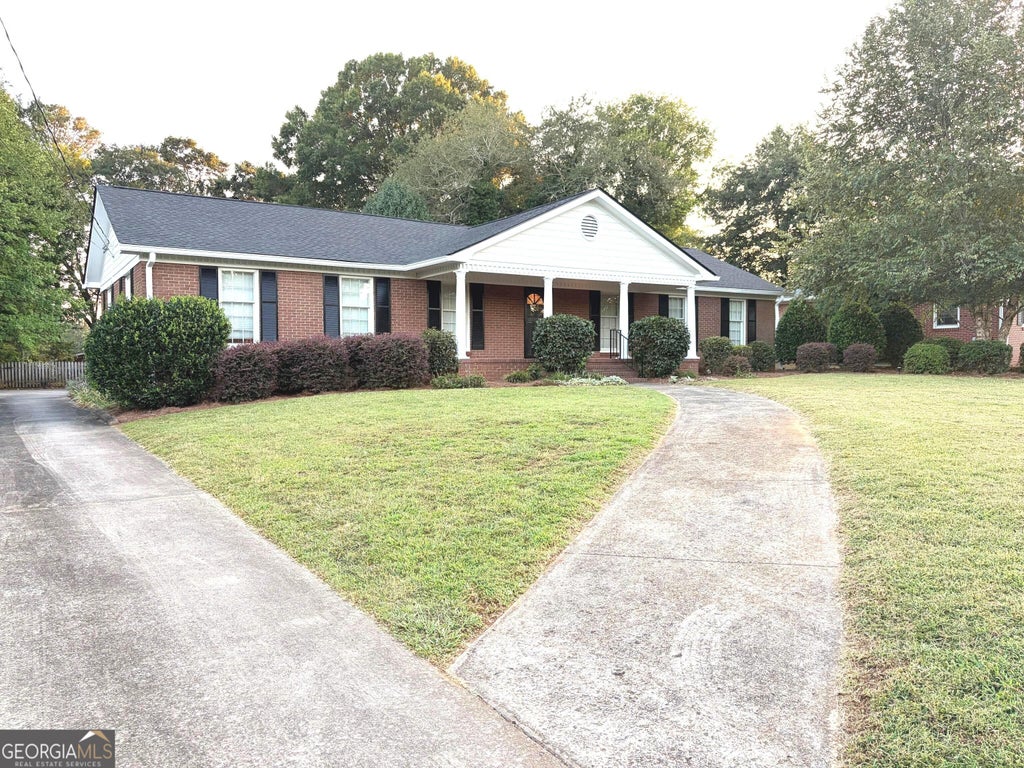 Photo of 205 Maplewood Drive SE, Rome, GA 30161 (MLS # 10836877)