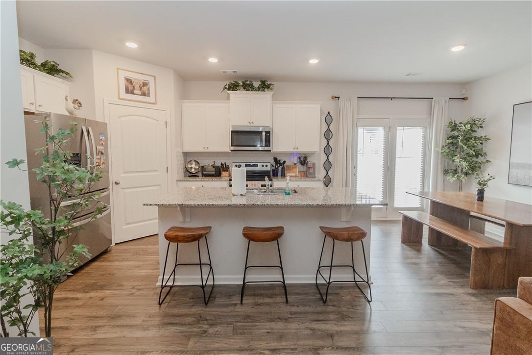 332 Stoneybrook DR