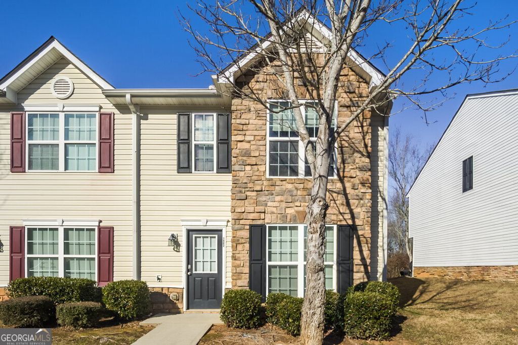 Photo of 1902 Grove Way, Hampton, GA 30228 (MLS # 10740848)