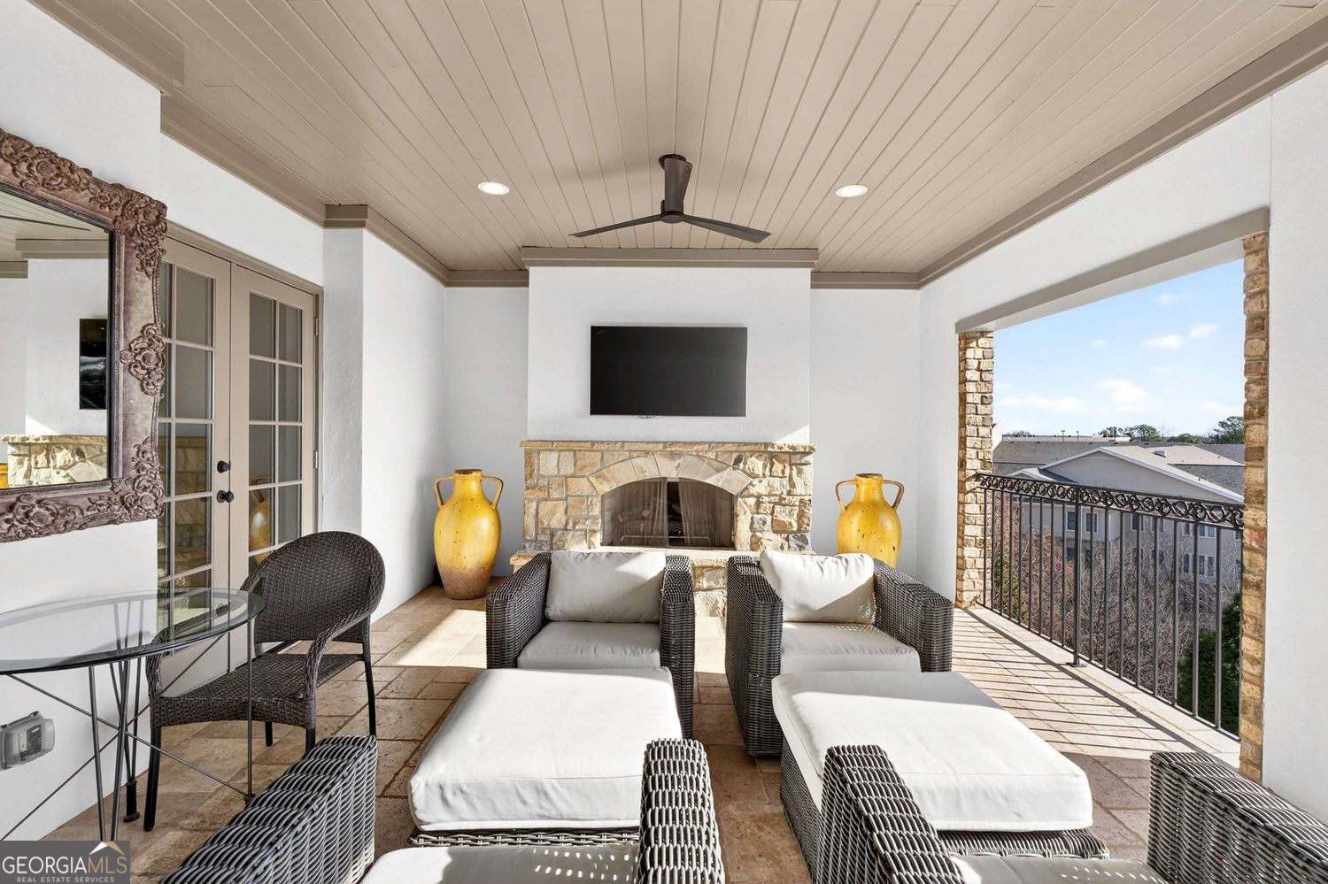 2832 Paces Lookout LN SE