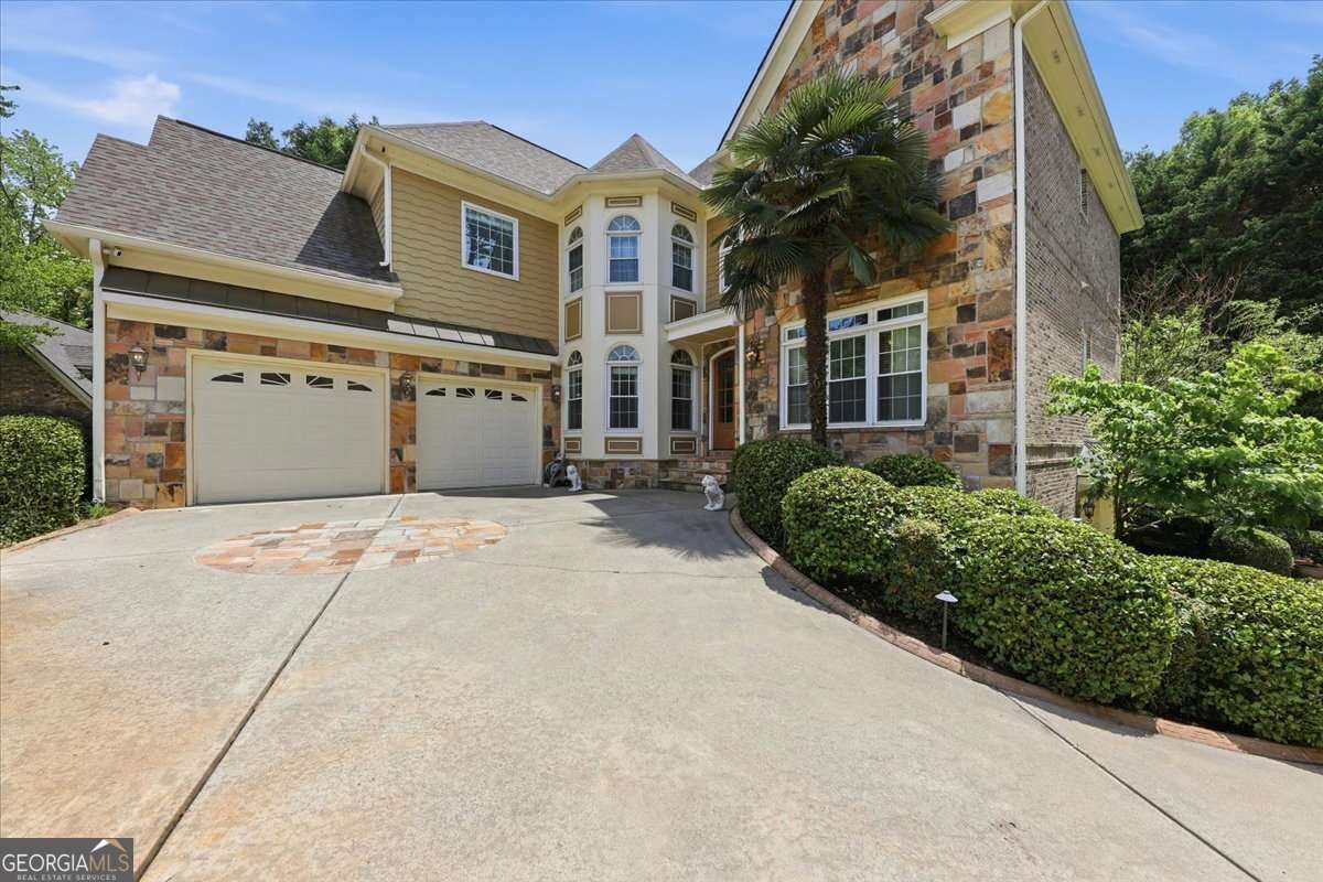 125 Stone Pond LN
