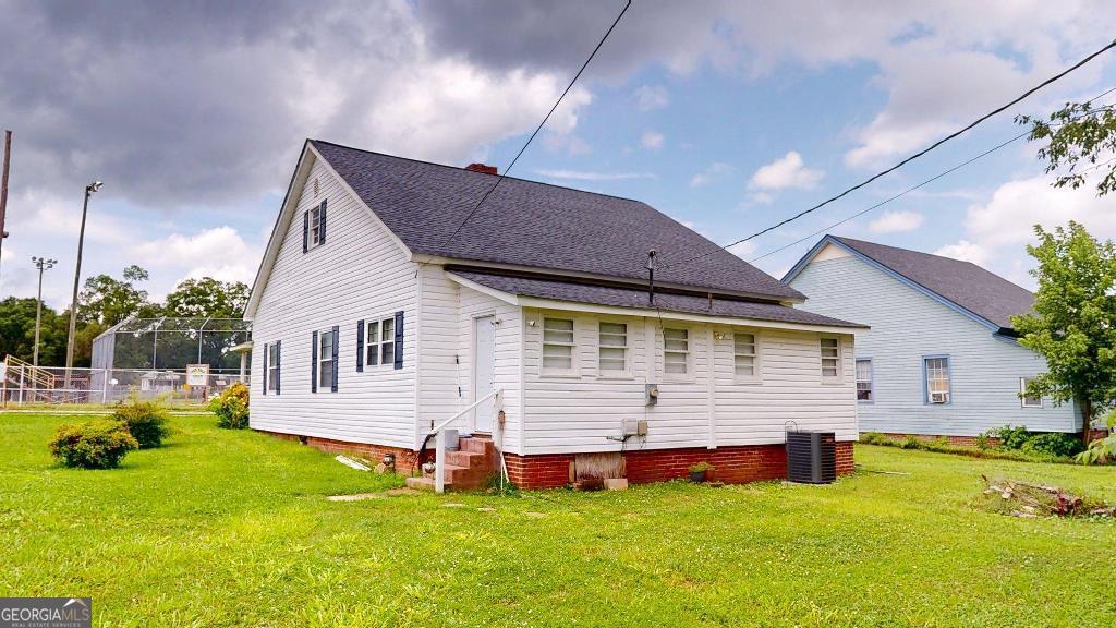 15 Aragon RD