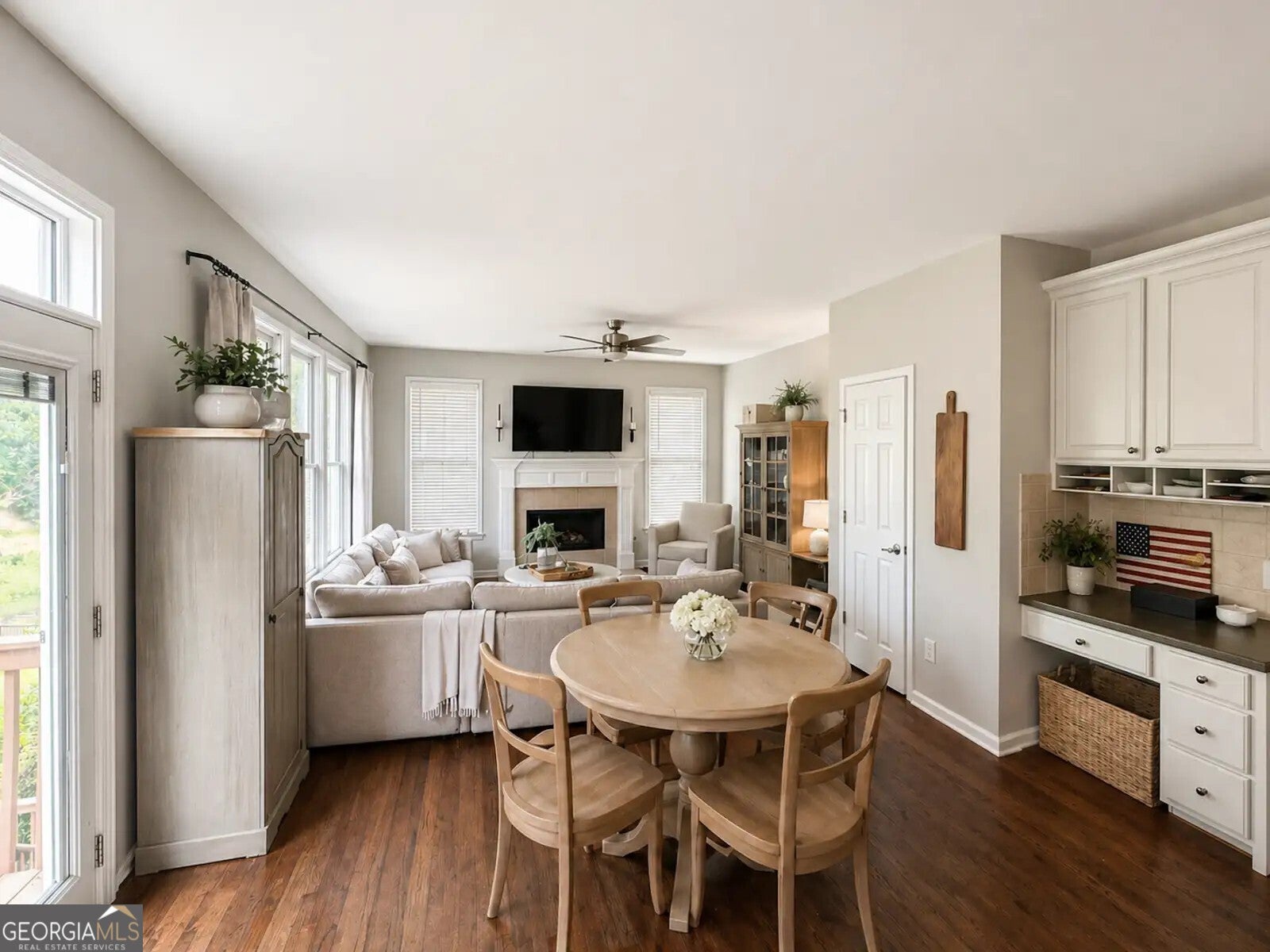 3124 Grove View CT