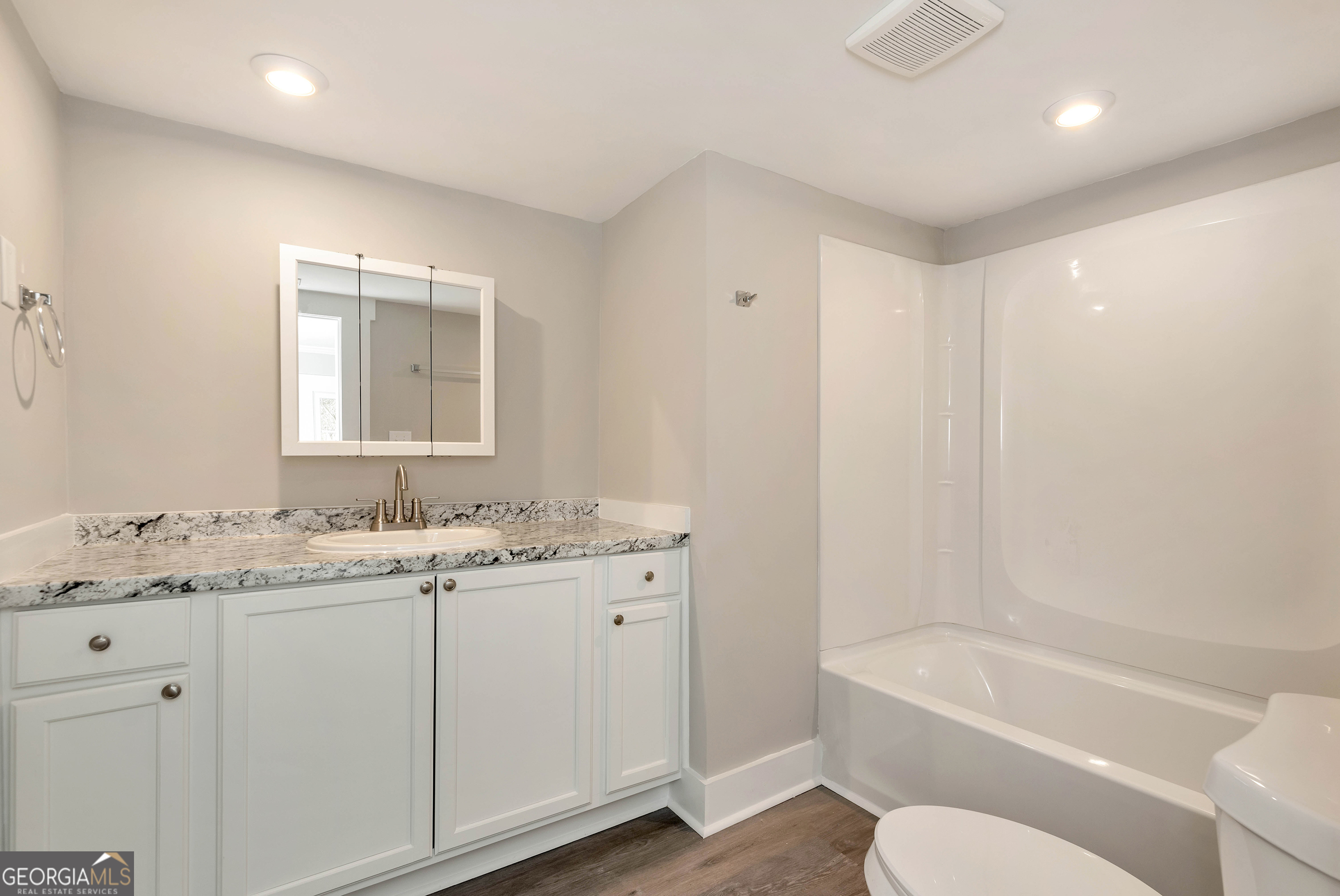 Lake Lanier - Residential