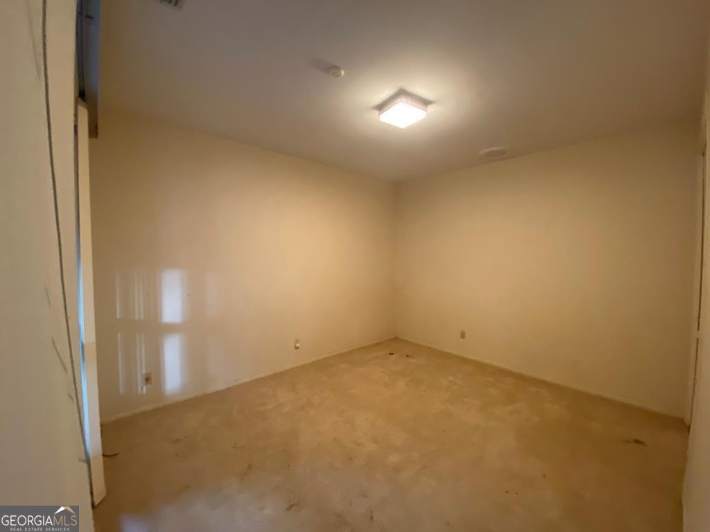 608 Pine Point CIR