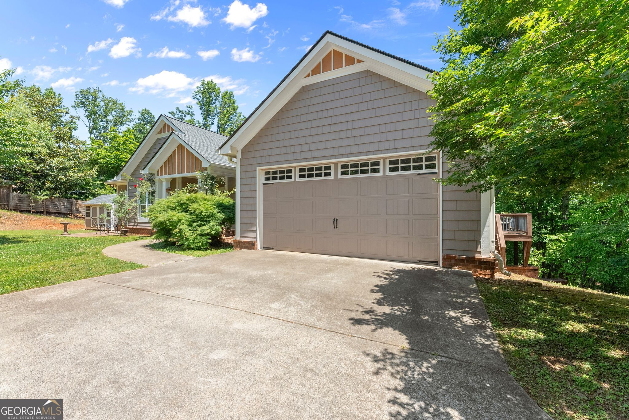 771 Calhoun RD