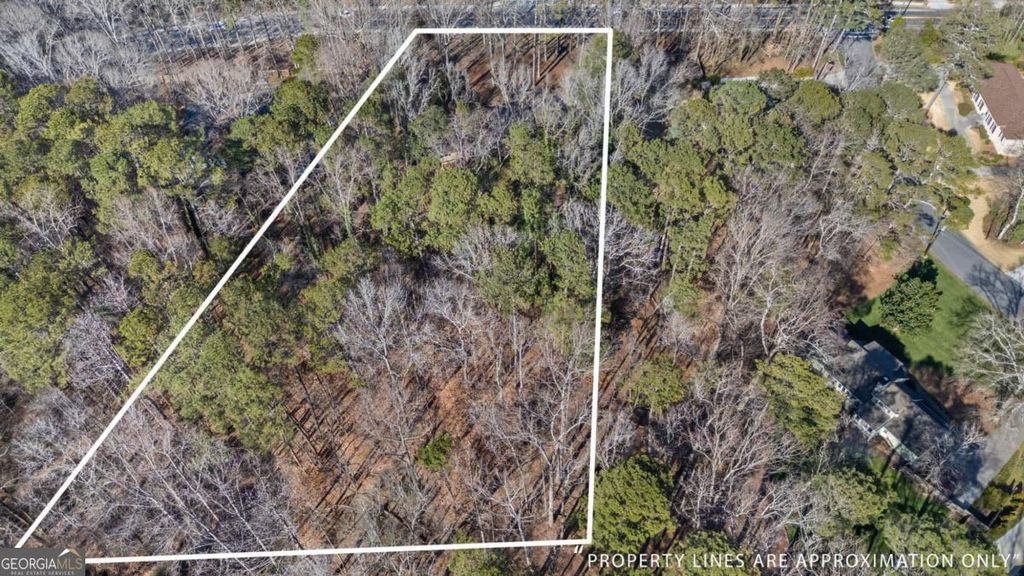 Photo of 4055 Spalding Drive, Atlanta, GA 30350 (MLS # 10697473)