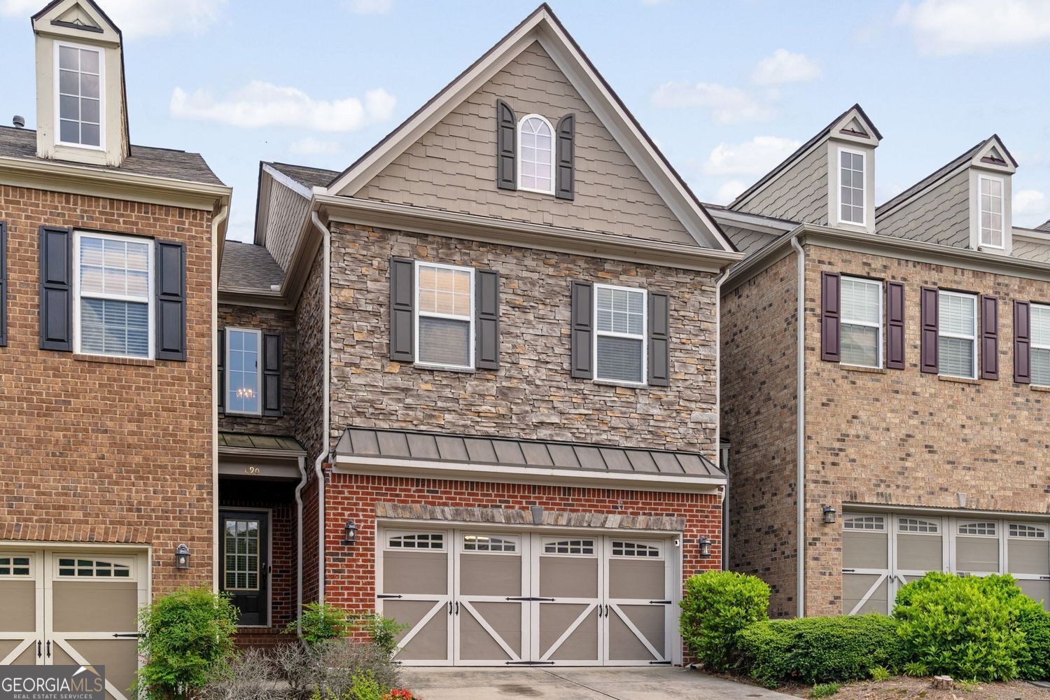 690 Cobblestone Creek LN