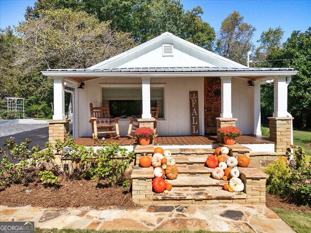 Photo of 2350 BIRMINGHAM Road, MILTON, GA 30004 (MLS # 10874595)