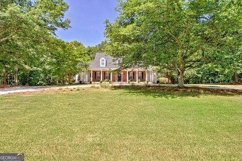 A home in Newnan