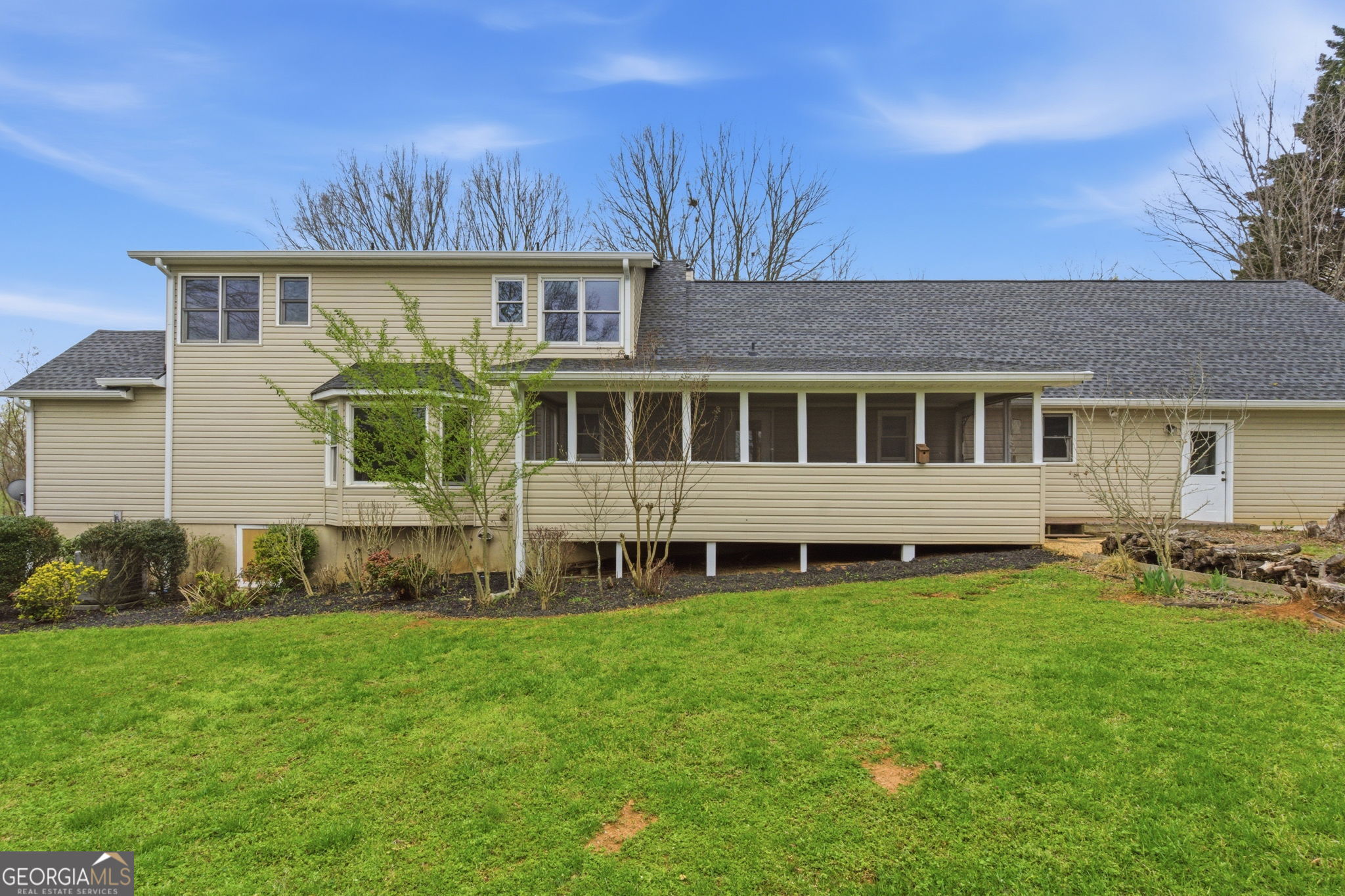 1101 Chandler Heights CIR