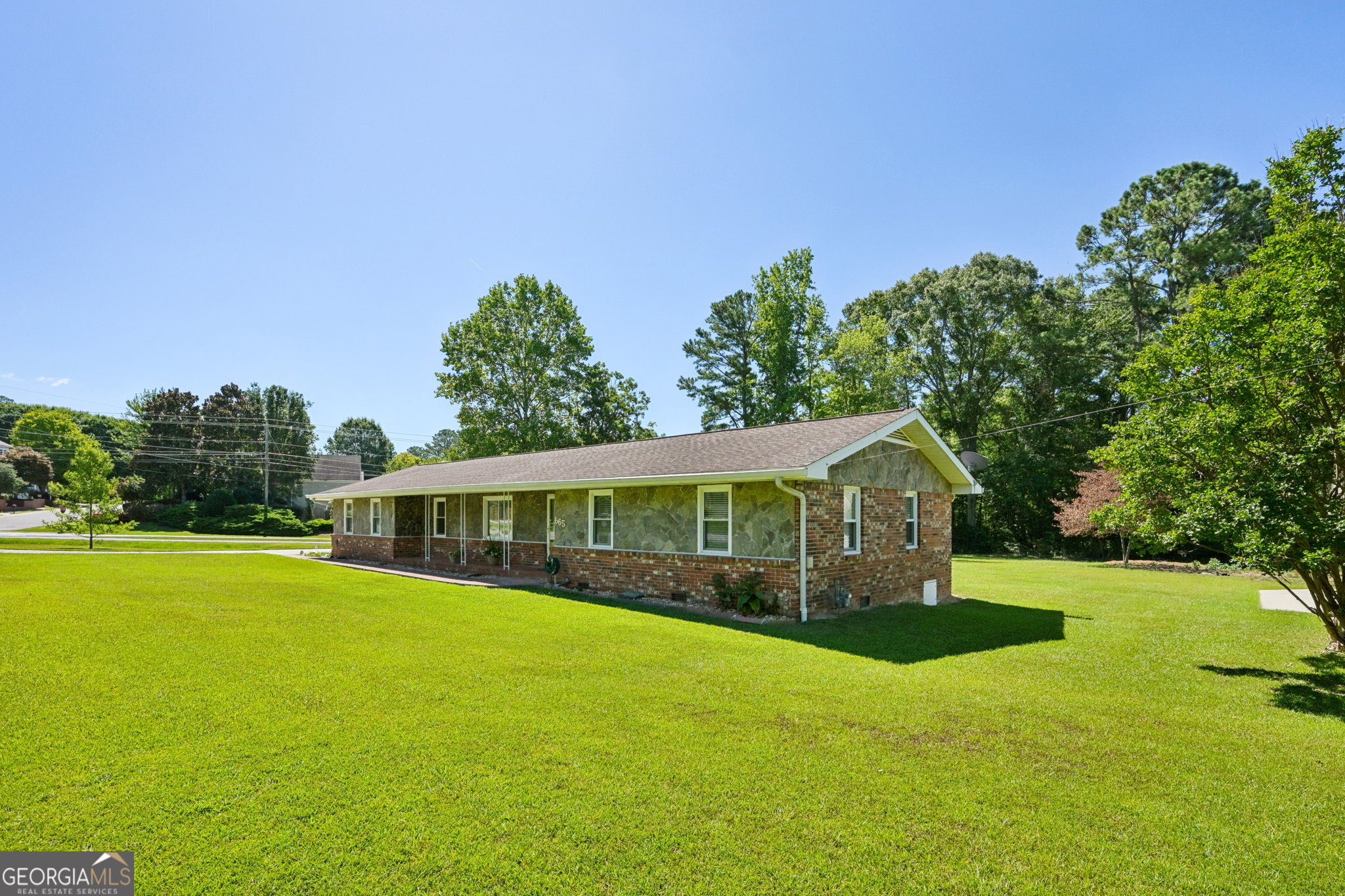 665 Beauregard BLVD