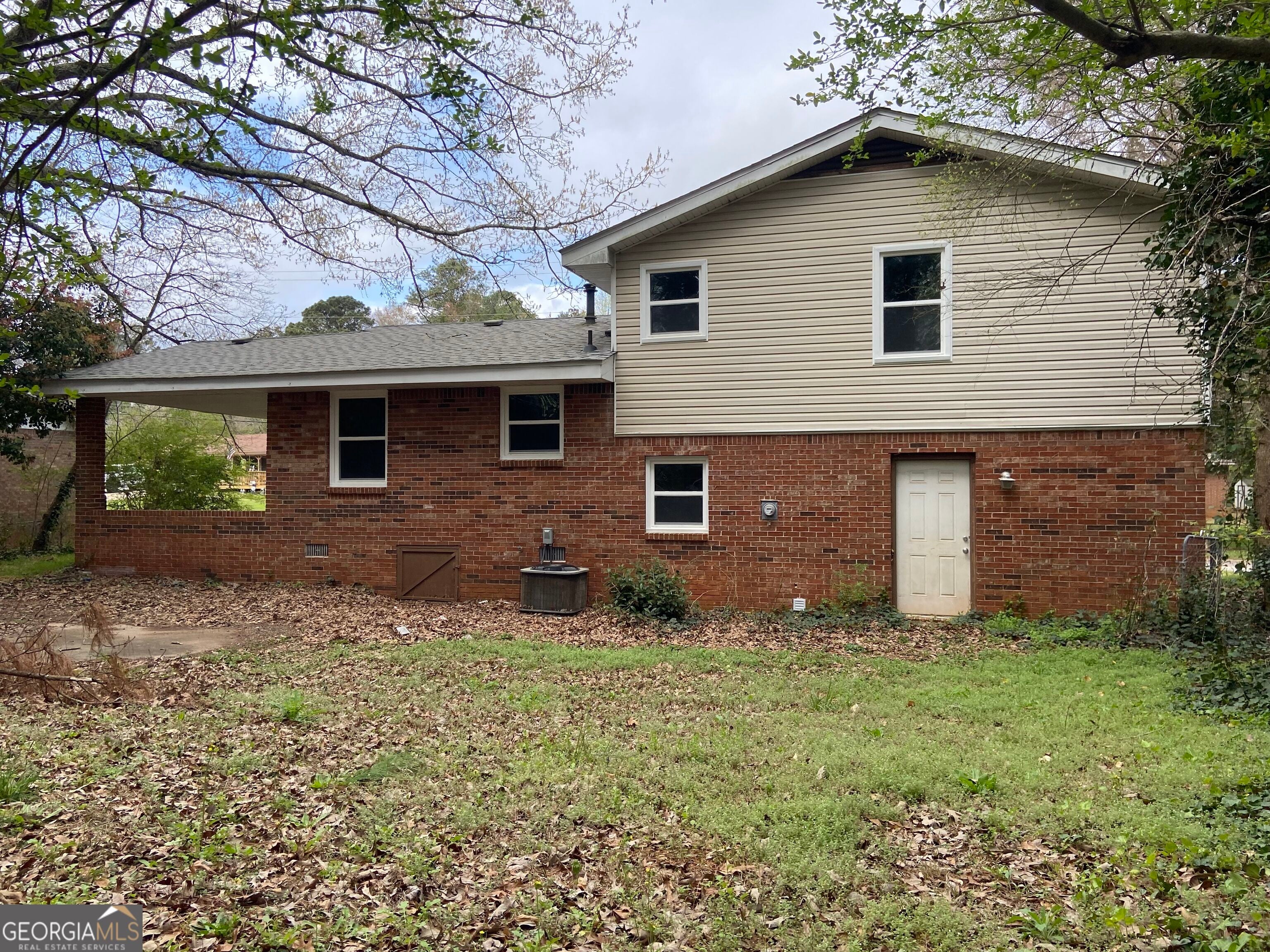 1710 Hallmark DR