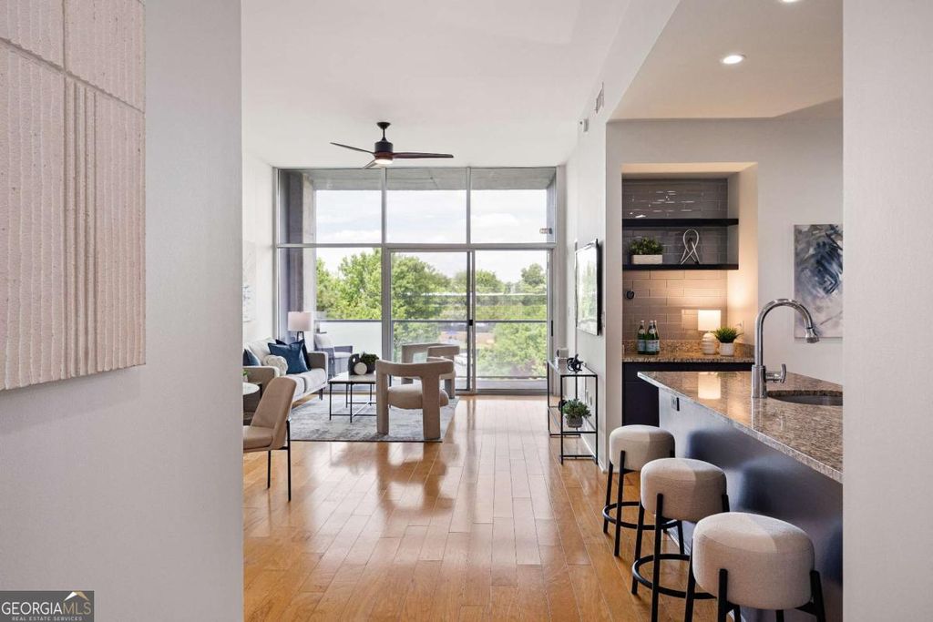 Photo of 130 Arizona Avenue NE #301, Atlanta, GA 30307 (MLS # 10737351)