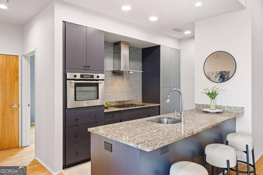 Photo of 130 Arizona Avenue NE #301, Atlanta, GA 30307 (MLS # 10737351)