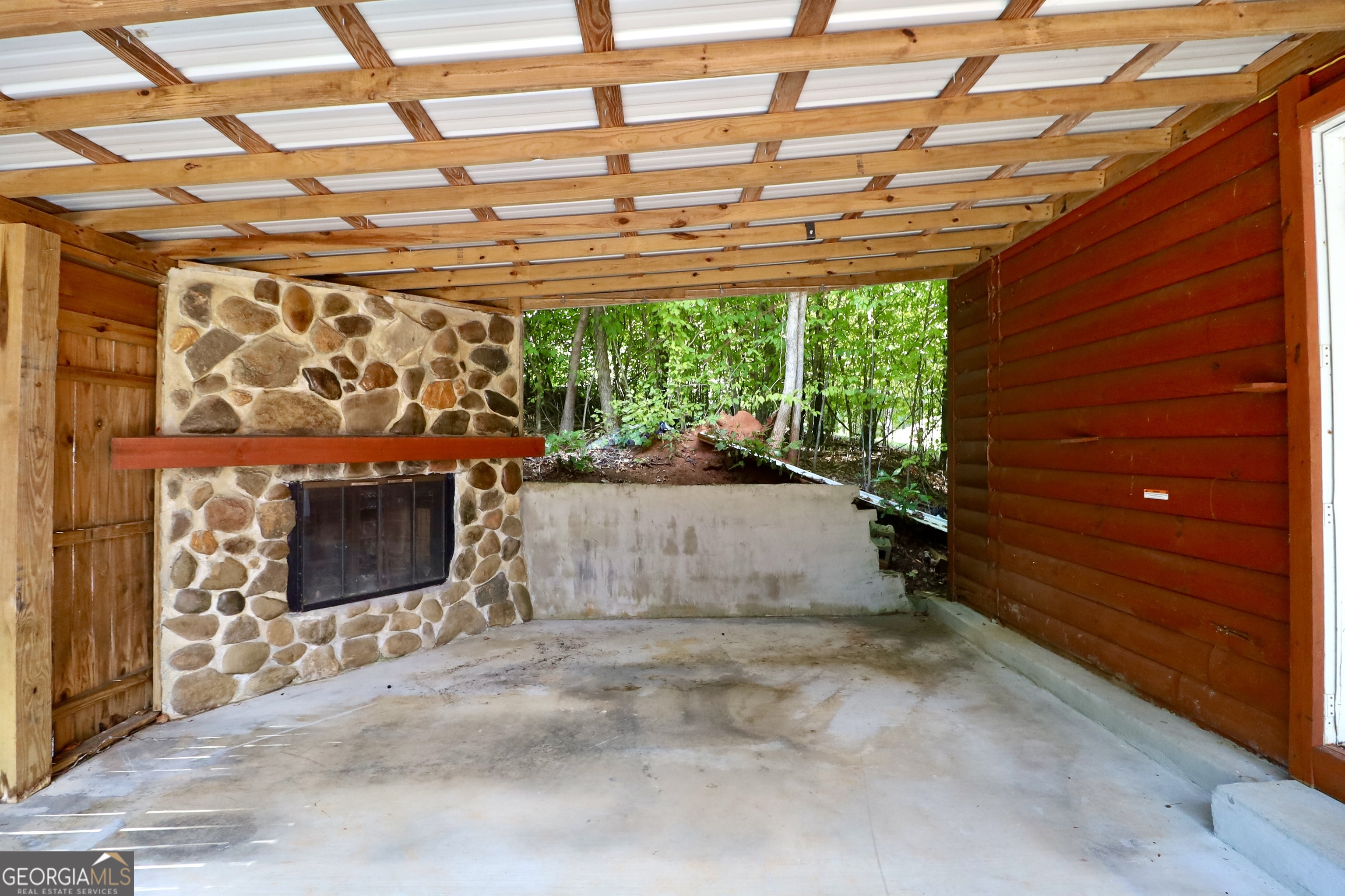 355, 323 & 357 Catfish LN