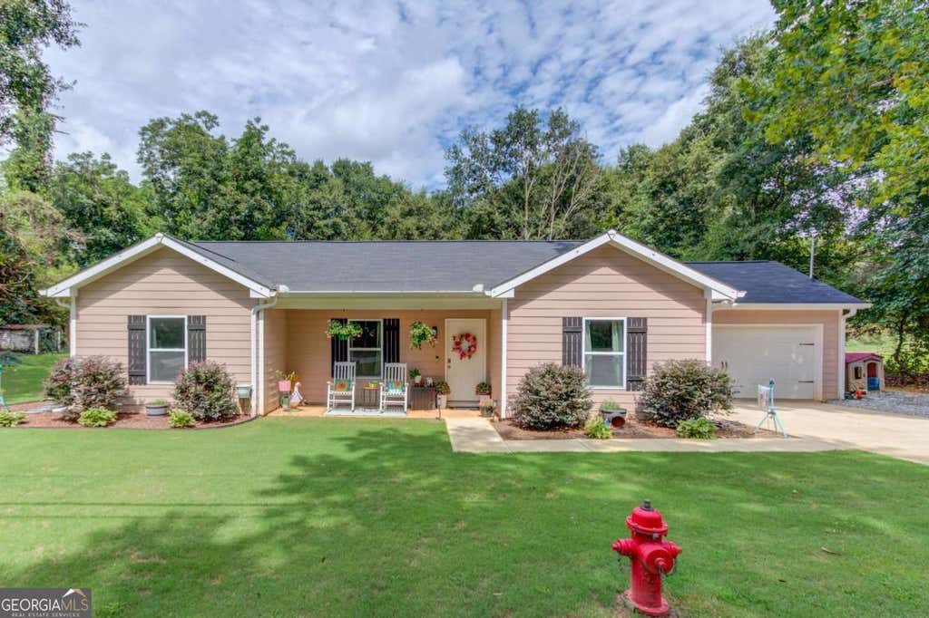 Photo of 418 Starrs Bridge Road, Canon, GA 30520 (MLS # 10825657)