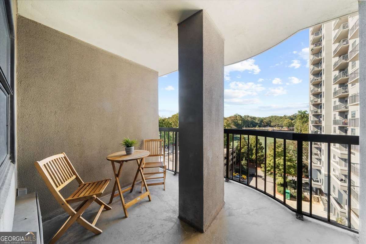 Park Towers I - Residential