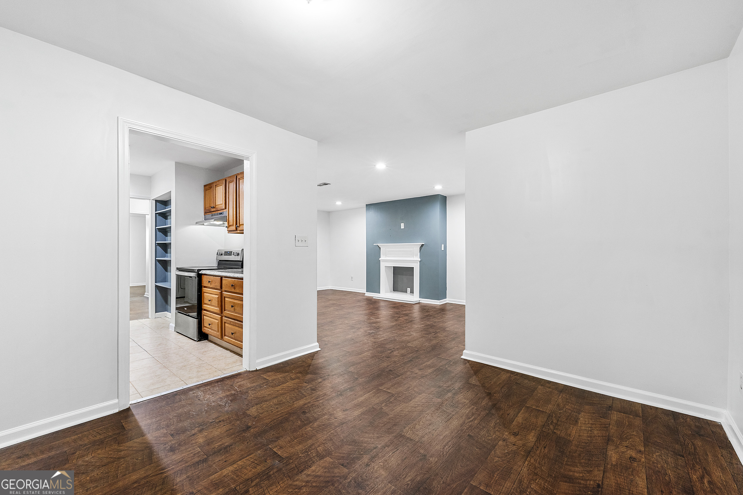 3575 Oakvale RD 301