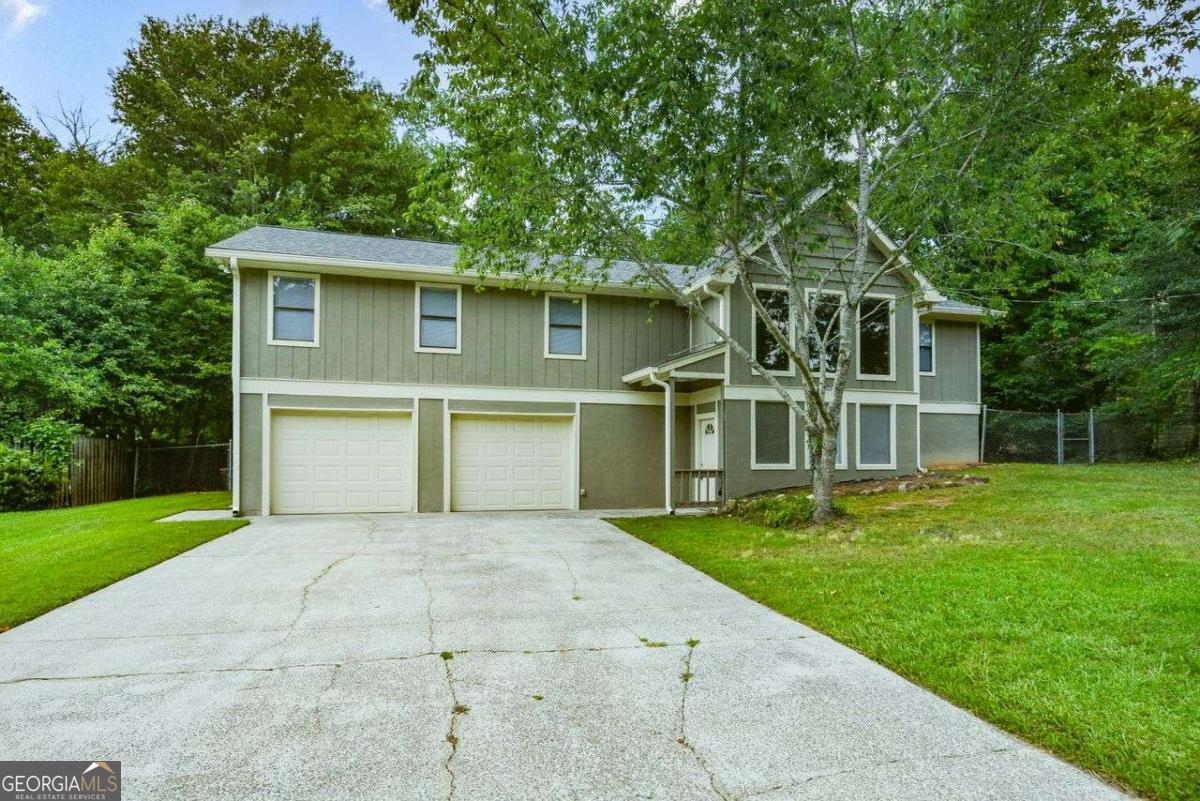 3343 Mill Stream LN SW