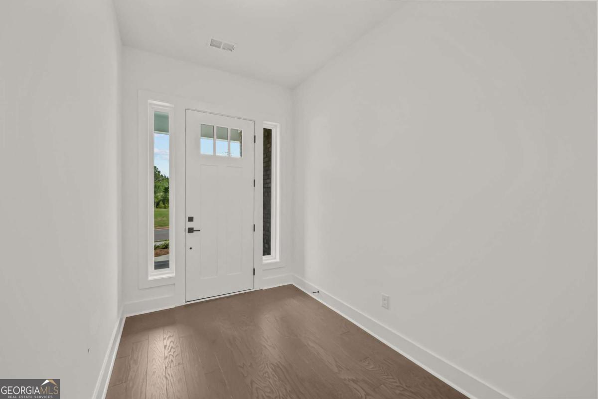 4445 Beechnut Circle