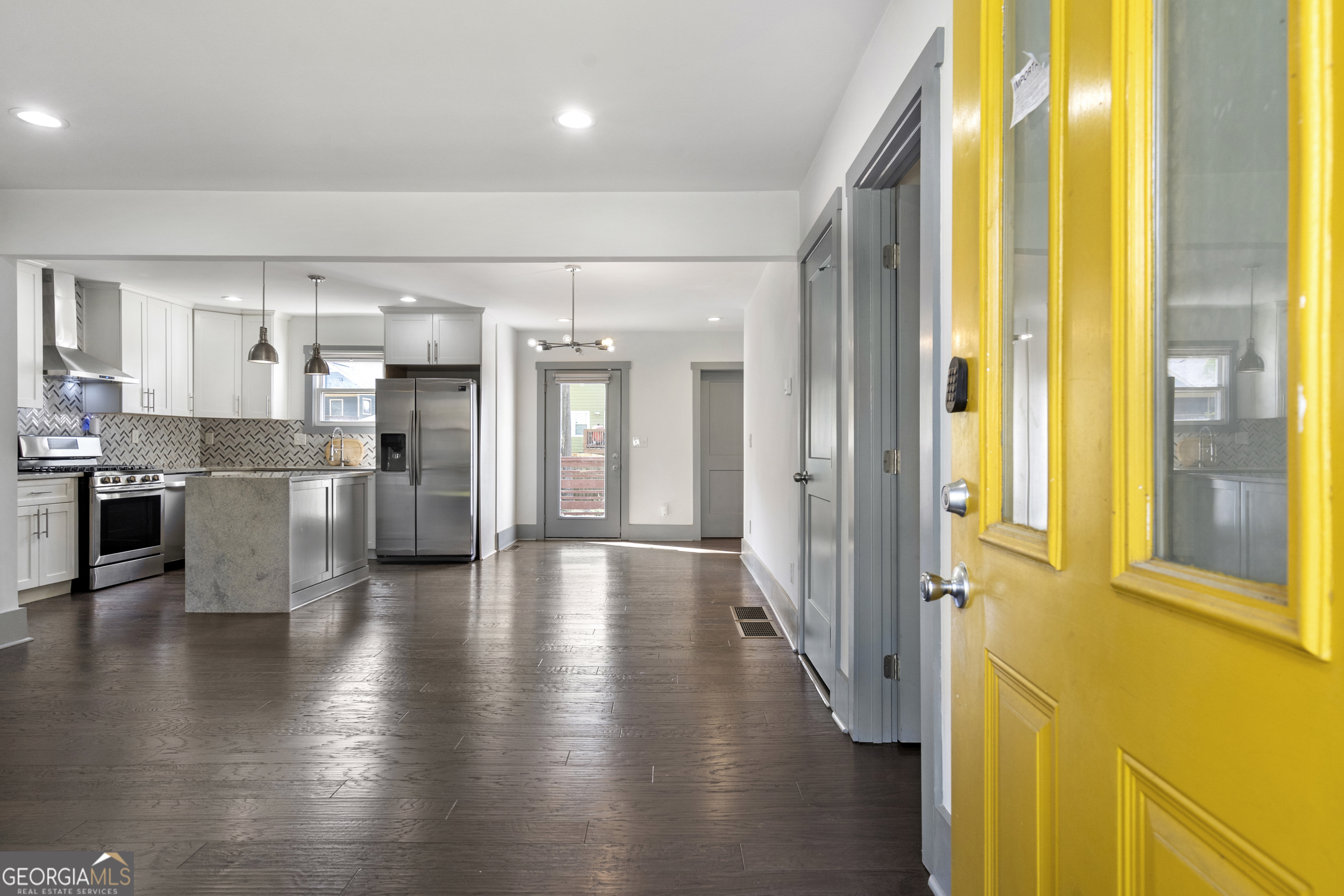 1770 S Olympian WAY SW