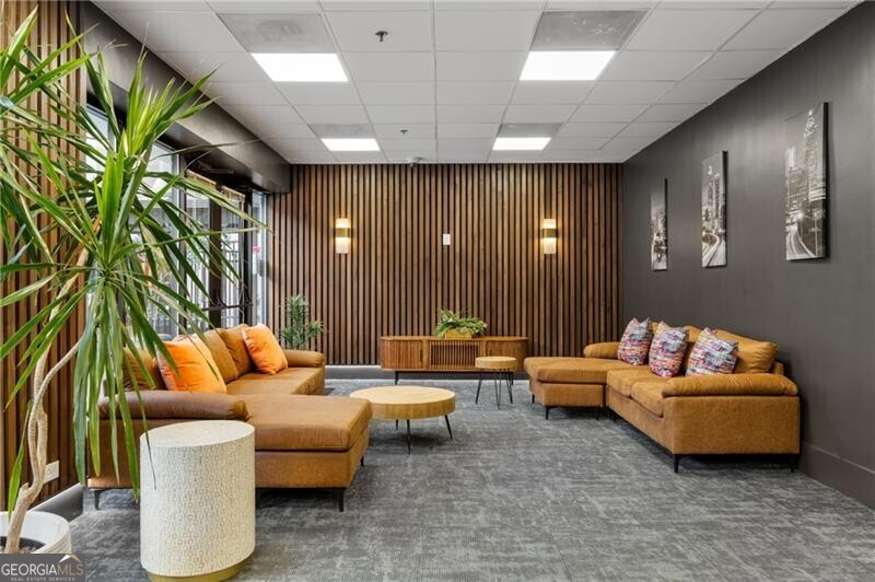 Windsor Over Peachtree - Residential