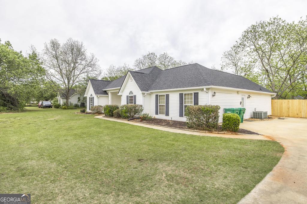 1828 Houston Lake RD